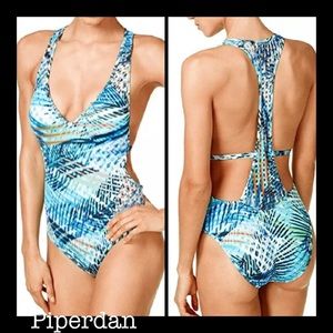 NWT $107 KENNETH COLE SPLICE RACERBACK LARGE 1 PC